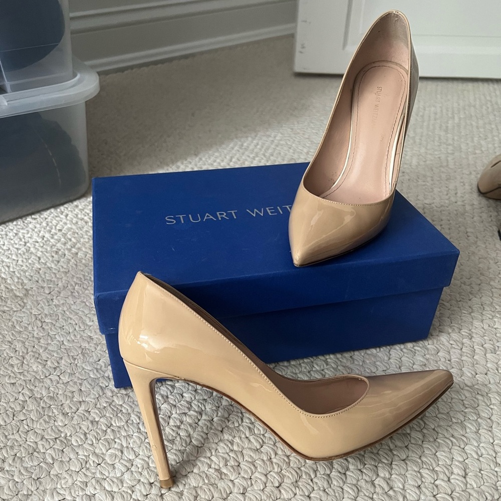 Stuart Weitzman Pumps